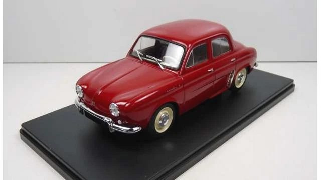 CIJ Gitanes – Miniature 1/100 Renault Dauphine rouge