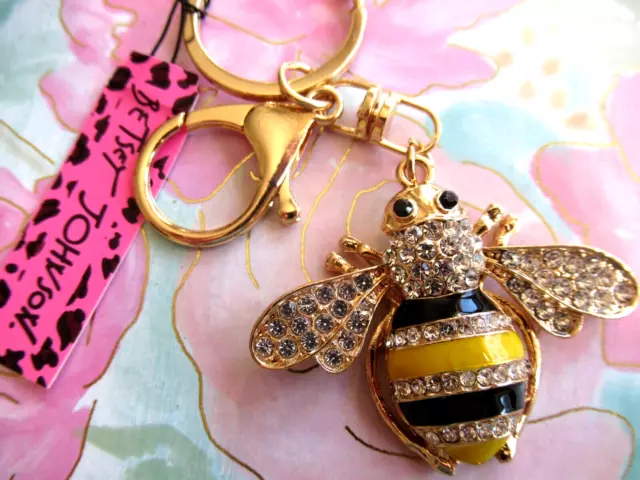 Betsey Johnson Crystal Rhinestone Enamel Bumble Bee Key Ring Nwt