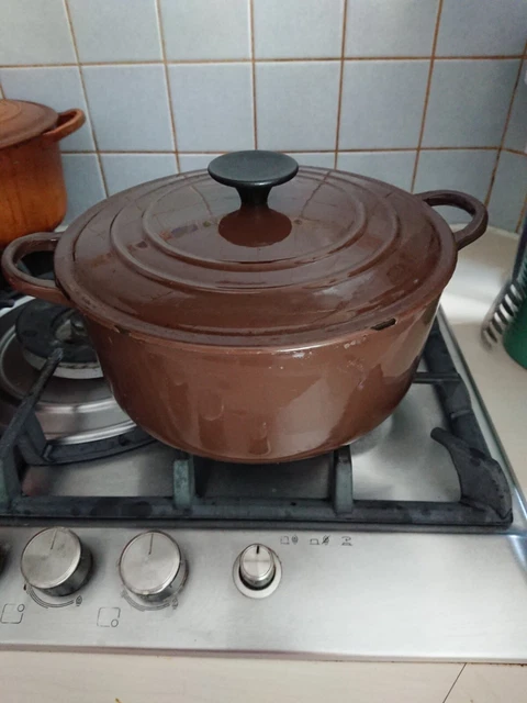 Cast Iron Round Casserole | Le Creuset IE