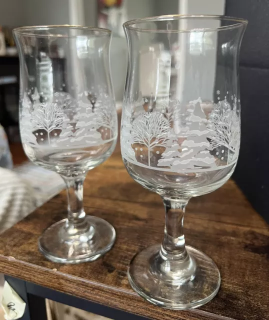 Set Of 2 VTG Arby’s Libbey  White Winter  Scene Wine Glass Water Goblet Holidays