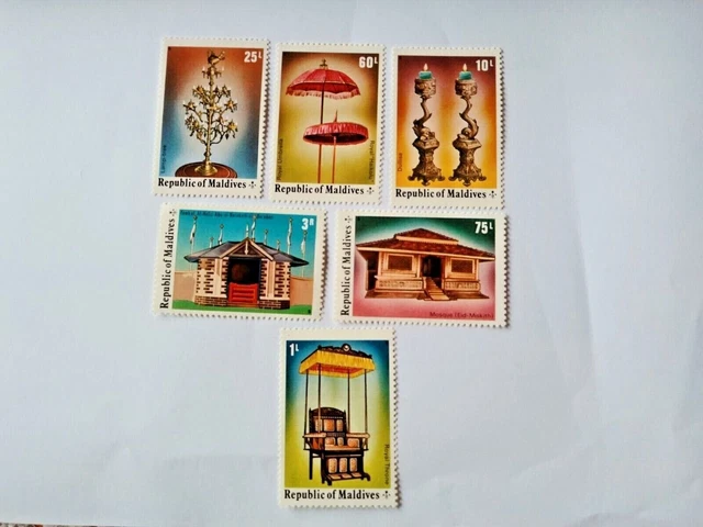 Maldives - Lot De 25 Timbres Divers - Collection Philatélie - Prophila Qualité Garantie