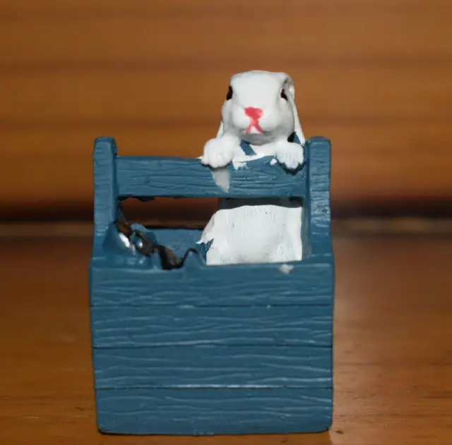 Conejo en caja Figura en miniatura II Conejo II Artículo de decoración para...