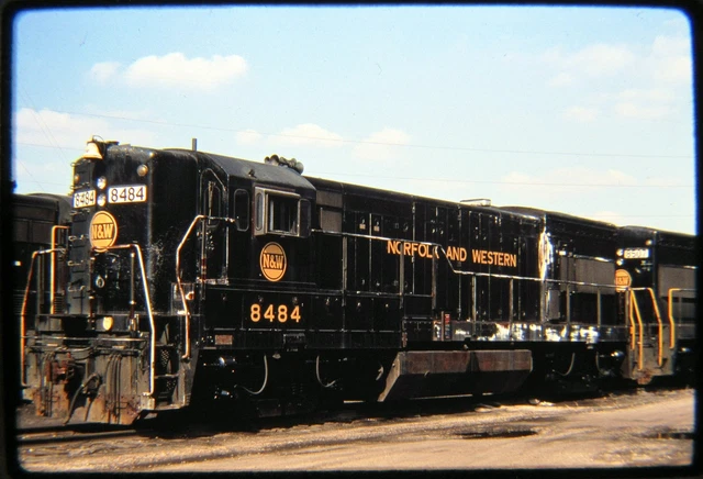 Duplicate Railroad Slide DSLD Norfolk & Western N&W 8484 Decatur IL 10/8/76