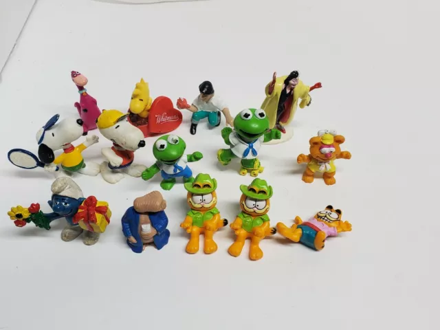 Vintage 1980s-90s PVC Figure Lot Garfield Smurf Muppets Peanuts applause united