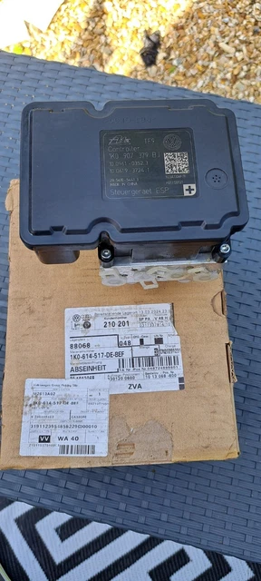 Vw Golf MK5 Abs Pump unit   1k0614517dr