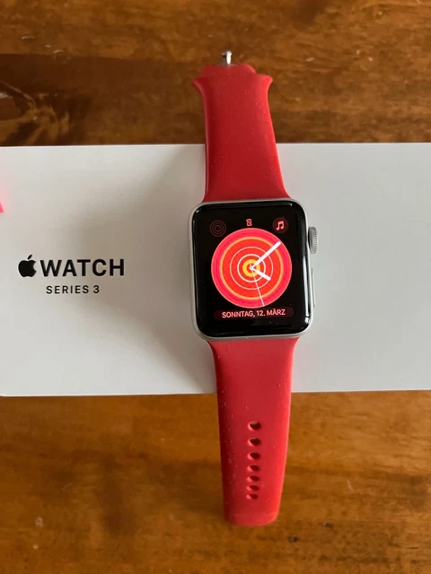 Apple Watch Series 3 38mm Silber Aluminium Gehäuse mit 3 Armbändern