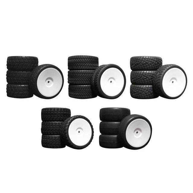 Lot de 4 pneus RC, pneus en caoutchouc for camion 1/10, pneus de roue RC, moyeu de roue en métal, accessoire adapté for voiture RC 1/10 2,2 pouces () 2,2 roues et