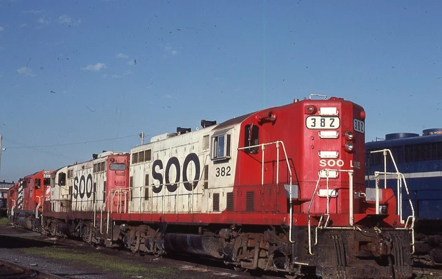 SOO GP7 - Number - 382 w/Another - ORIG - KR - ralx634