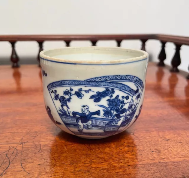 Attractive Small Antique Chinese Porcelain Small Censer Bowl, Kangxi Period