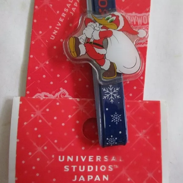 universal studio souvenir santa woody woodpecker charm model plastic starp w tag