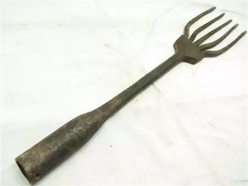 Antique Blacksmith Hand Forged Frog/Fish Gig Fishing Tool Antique Blacksmith Hand Forged Frog/Fish Gig Fishing Tool