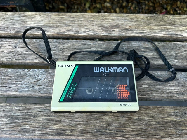 Walkman Sony WM-EX672 Vintage – Bleu, Fonctionnel