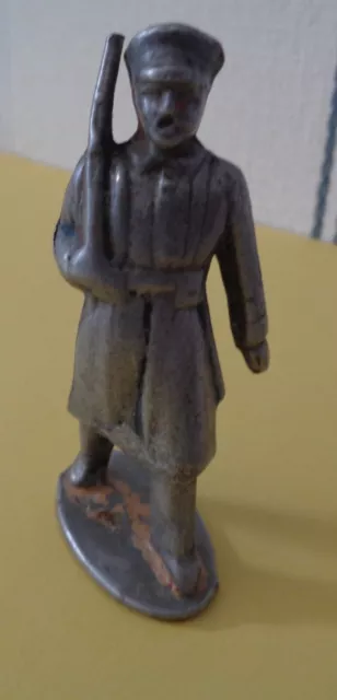 Quiralu  Ancien Jouet Figurine Aviateur  réf 1117