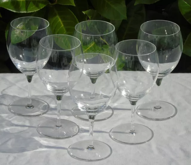 Baccarat - Service de 6 verres à eau en cristal soufflé. Signés Haut. 15,7 cm