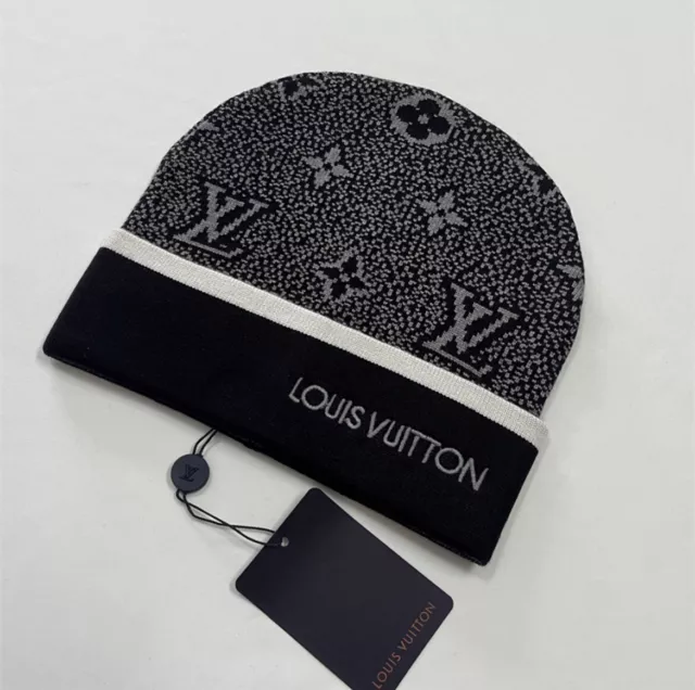 Louis Vuitton LV Beanie, Black, One Size