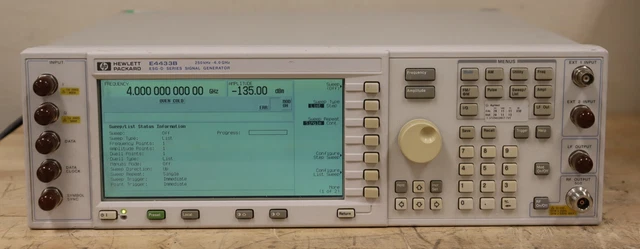 Agilent Keysight E4433B RF Digital Signal Generator 250kHz-4GHz READ AS IS #2