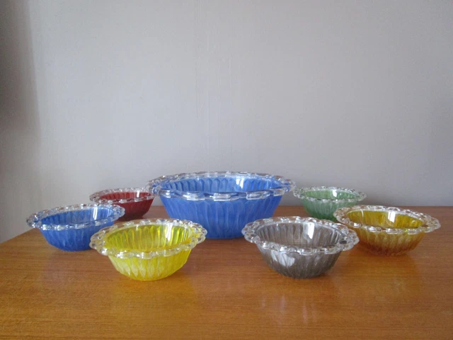 Lot Verres Vintage – Saladier + 6 Coupes à Ramequins Taillés Multicolores