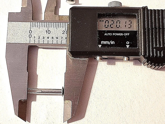 Rivetti biforcati lunghi 20 mm gambe divise nichelate restauratore veicolo POSTA GRATUITA