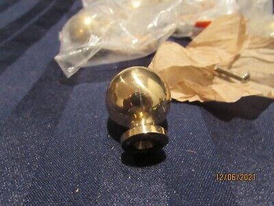 Ives Round Solid Brass Cabinet Knob 530B3 1.25" - 5 Count Bright Brass 2