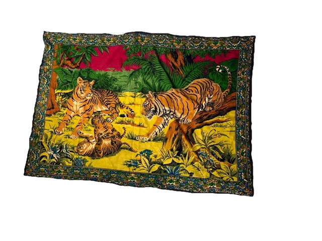 Tenture Murale Vintage Années 70 - Famille Tigre, Velours Tissé, 39x20 Pouces, Liban
