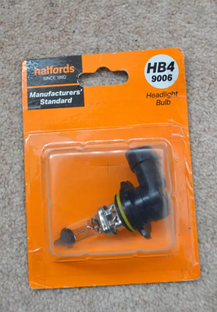 H7 477 Car Headlight Bulb Halfords Essentials Single Pack