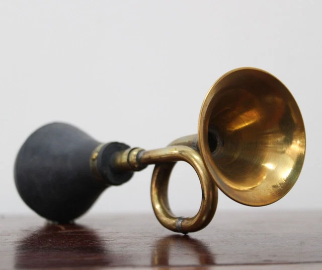 VINTAGE CAR HORN Brass Small Taxi & Bicycle Mini Bulb Horn Antique