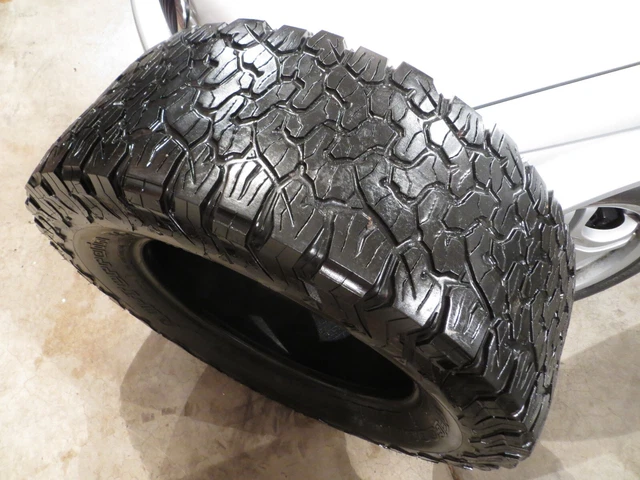 2 Two Bfgoodrich Bfg All Terrain T/A Ko 2 Lt325/60R20 126/123S E 325 60 20 3383