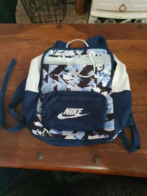 NIKE TANJUN SCHOOL PE SPORTS GYM BACKPACK BAG MIDNIGHT NAVY BLUE Vgc