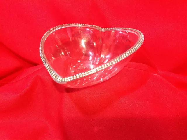 Le Monde Heart Bowl Swarovski Crystal(310+) Jeweled w/Decal attached