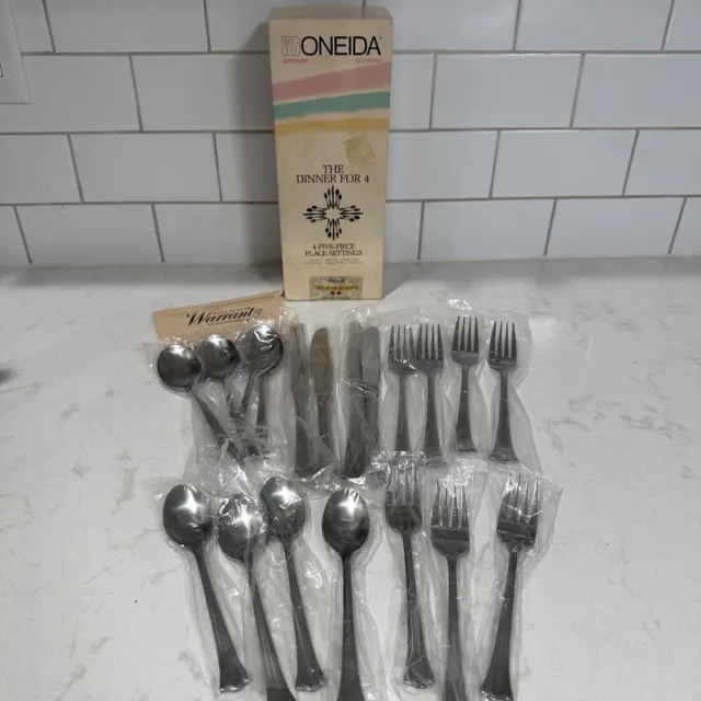ONEIDA  Stainless Flatware VOLTAIRE 4 5 piece place settings Fork Spoon Knives