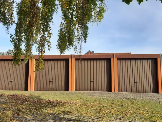Garagenhof, Garage, Stellplätze, Parkplatz, Tiefgarage, Scheune oder Halle ges. Garagenhof, Garage, Stellplätze, Parkplatz, Tiefgarage, Scheune oder Halle ges.