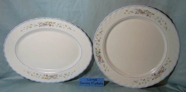 Plat Ovale Arcopal Vintage – Motif Roses – 26x19 Cm – Années 70 – France