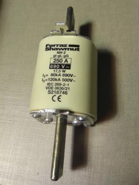 GOULD  SHAWMUT NH2 gl-gL-gG FUSE 250A 690V NEW CONDITION / YES BOX
