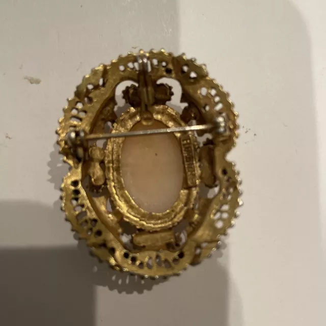 VINTAGE FLORENZA GOLD Tone Cameo Brooch Pin Carved Costume Jewelry $32. ...