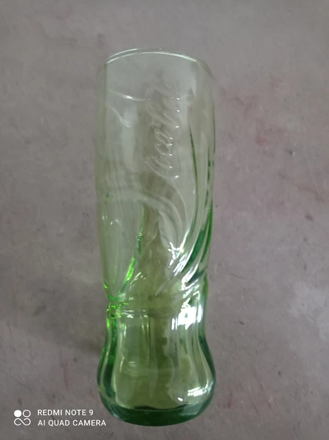 LOT 2 VERRES IDENTIQUES COULEUR COCA-COLA Soda Verre forme TULIPE NEUF