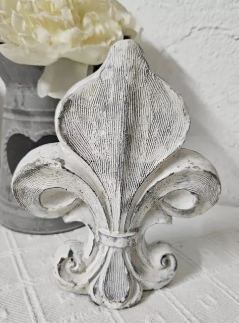 Lis Fleur de Lis Jardin Shabby Déco Valo Crème Vintage 20cm