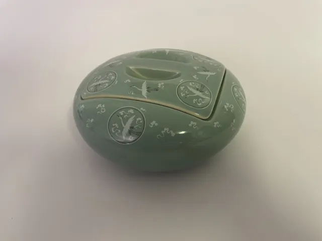 Korean Celadon Covered Round Lidded Trinket Box Thousand Flying Cranes and Cloud