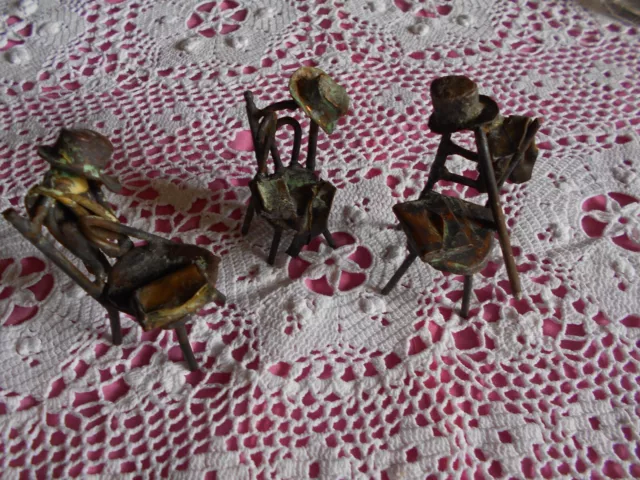 3 Miniatur-Stühle Mit Dekoration