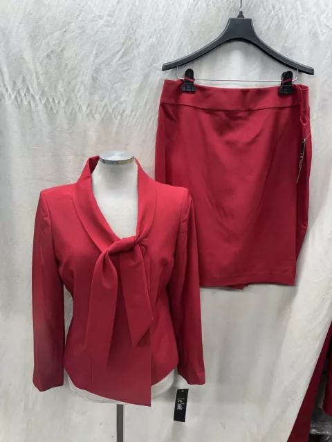 Lesuit Skirt Suit/Red/Size 10/New With Tag/Retail$240/Lined/