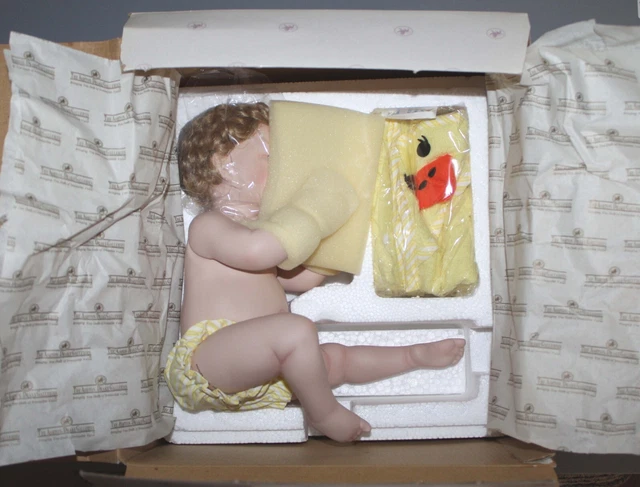 Vintage 1995 Ashton Drake Doll-Clean As A Whistle Porcelain Doll Bathtub Towel