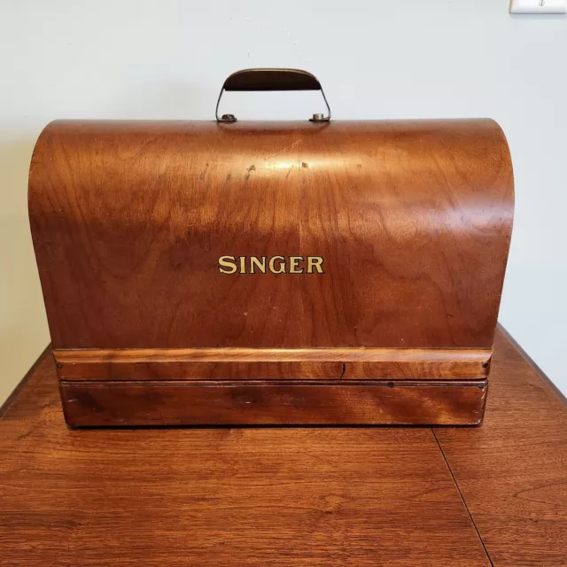Stunning 1936 Singer Sewing Machine 128  Hand Crank Bentwood Case "Fully Tested" 3