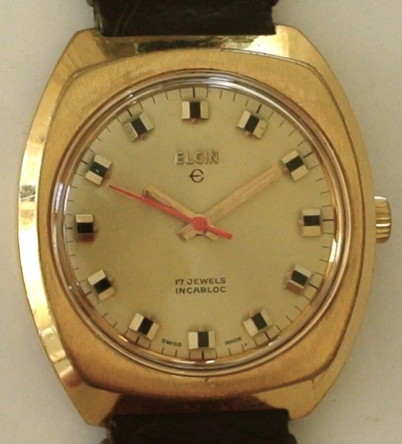 VINTAGE 1970'S MENS Elgin Watch 17 Jewels Manual Winding Swiss Made