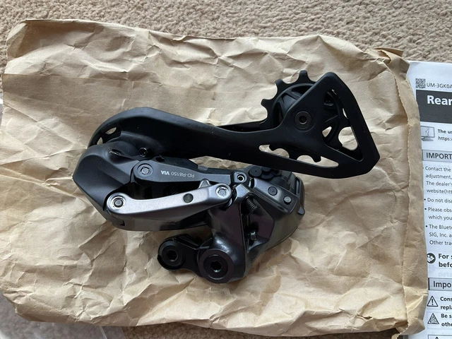 Dérailleur Arrière Shimano Ultegra R8150 Di2