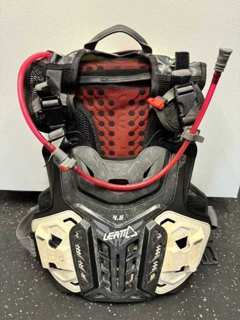 Leatt Moto 4.5 Hydra Chest Protector - Motocross Dirtbike Offroad Hydration Pack