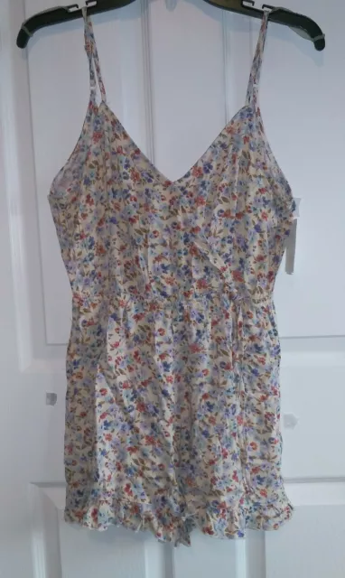 MIMI CHICA Womens Floral Tank Romper Size Small NWT.                        -O