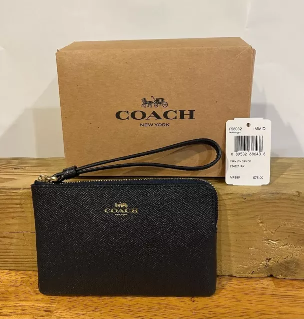 Coach Corner Zip Wristlet Signature Leather Handbag Small Black W/Original Box