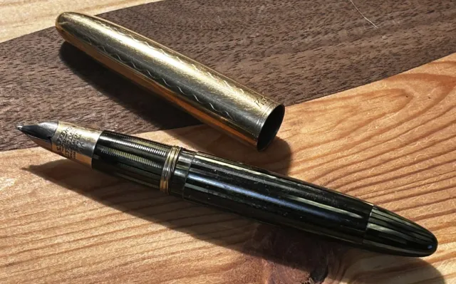 Vtg Sheaffer Green & Black Striped Fountain Pen with 14k gold nib White Dot 1250