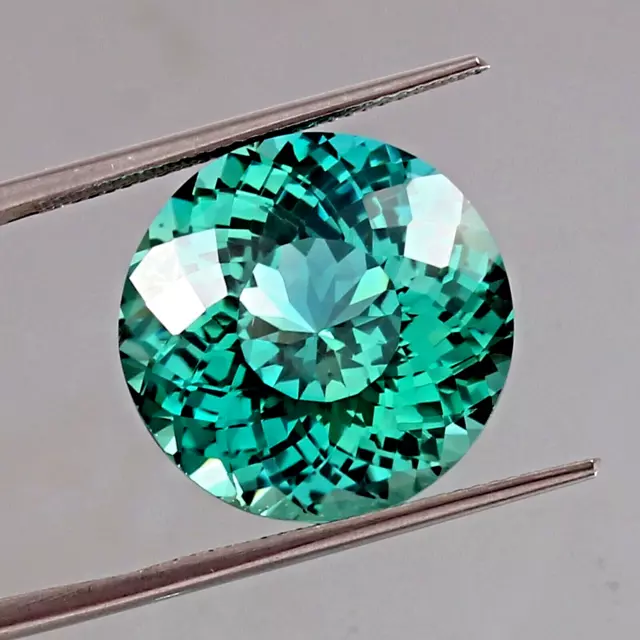 AAA 30 Ct+ Natural Ceylon Fancy Green Parti Sapphire Loose Round Cut Gemstone 3