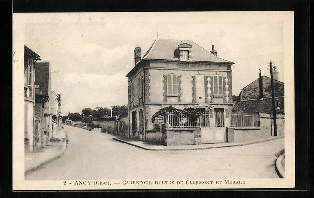 CPA Angy, Carrefour Routes de Clermont et Marard 1951