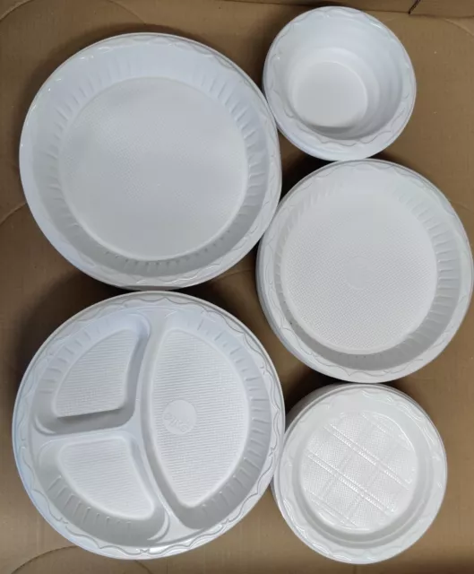 Strong White Plastic Dinner Plates Party Round Disposable Plates  & Bowls